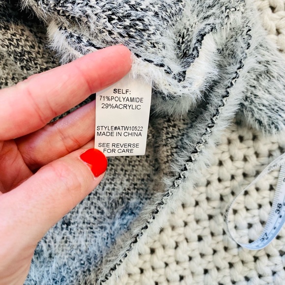 ANDTHEWHY Hear Me Roar Sweater - Picture 15 of 16